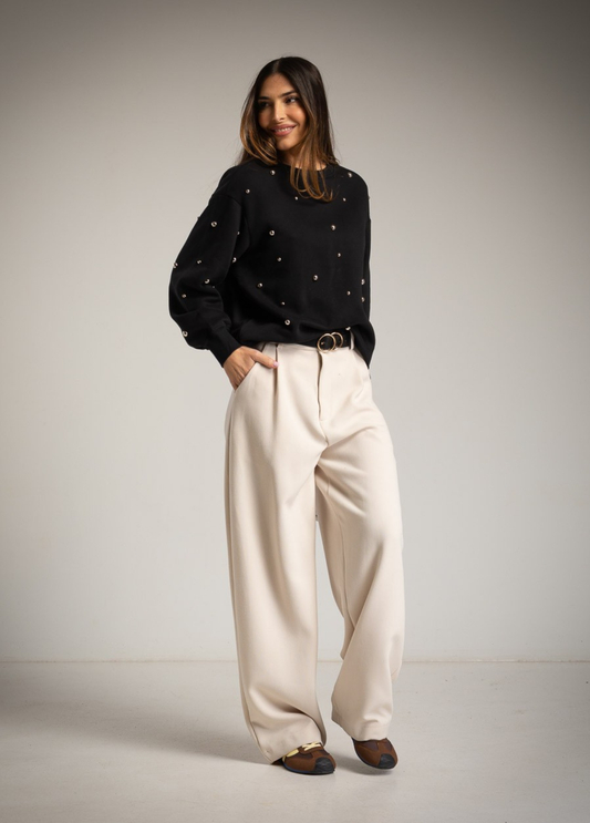 SWEATSHIRT PRETA COM APLICAÇÕES PRATA - ALBANOS