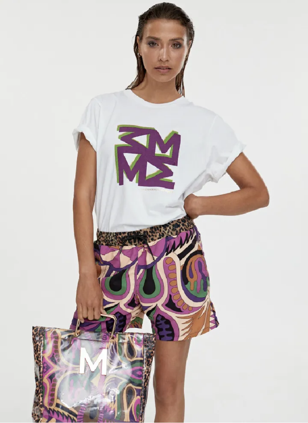T-SHIRT BRANCA COM LOGOMANIA ROXA E VERDE - LOLA CASADEMUNT