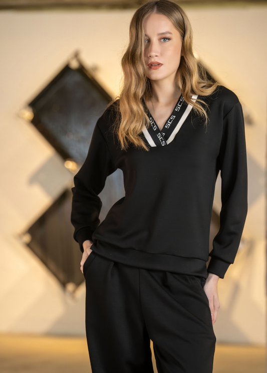 CAMISOLA COM DECOTE EM V BICOLOR E LOGOMANIA - SCUSI