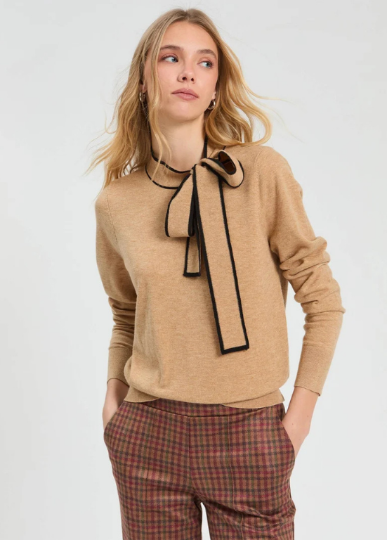 SUÉTER DE MALHA CAMEL COM LAÇO - VILAGALLO