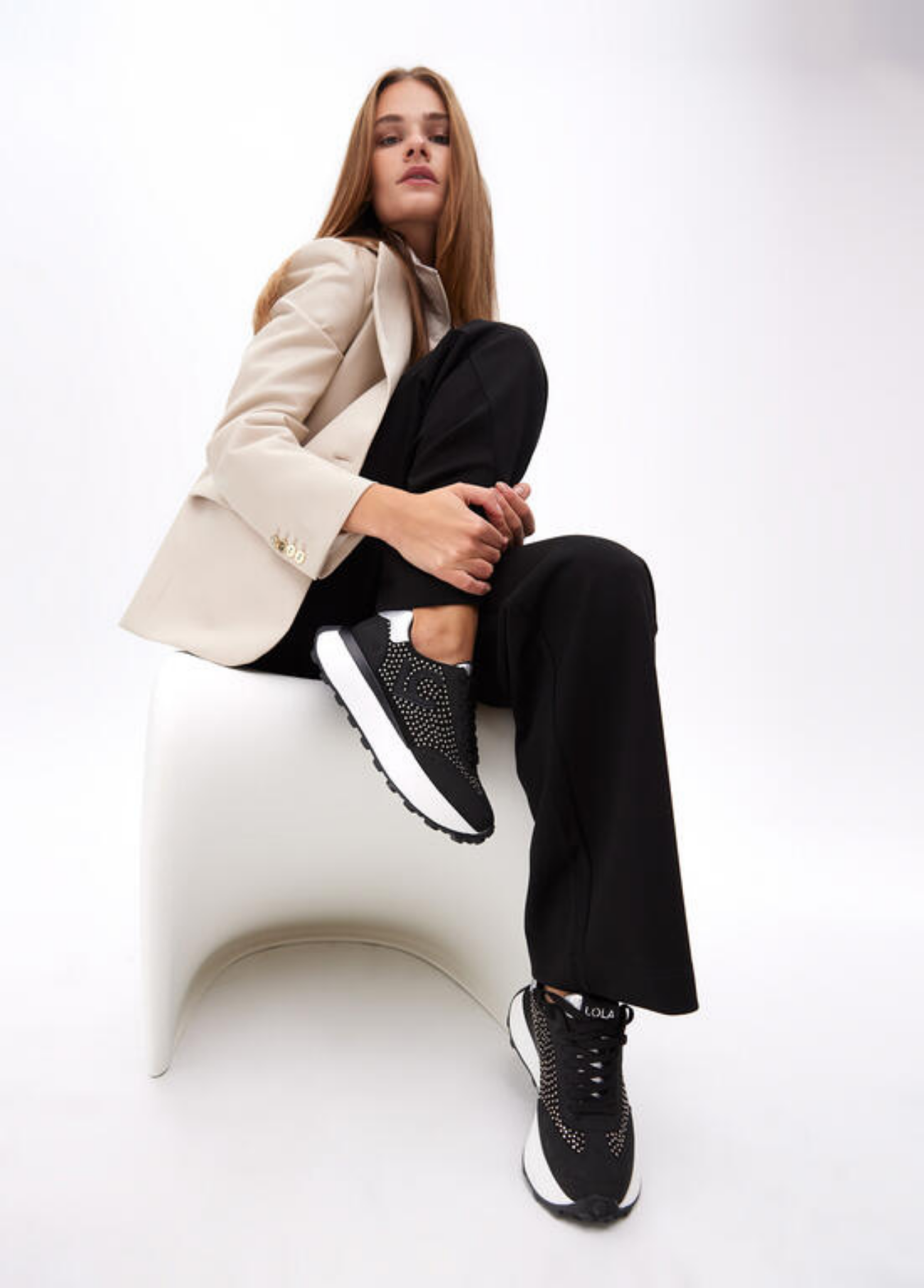 TÉNIS PLATAFORMA COM STRASS - LOLA CASADEMUNT