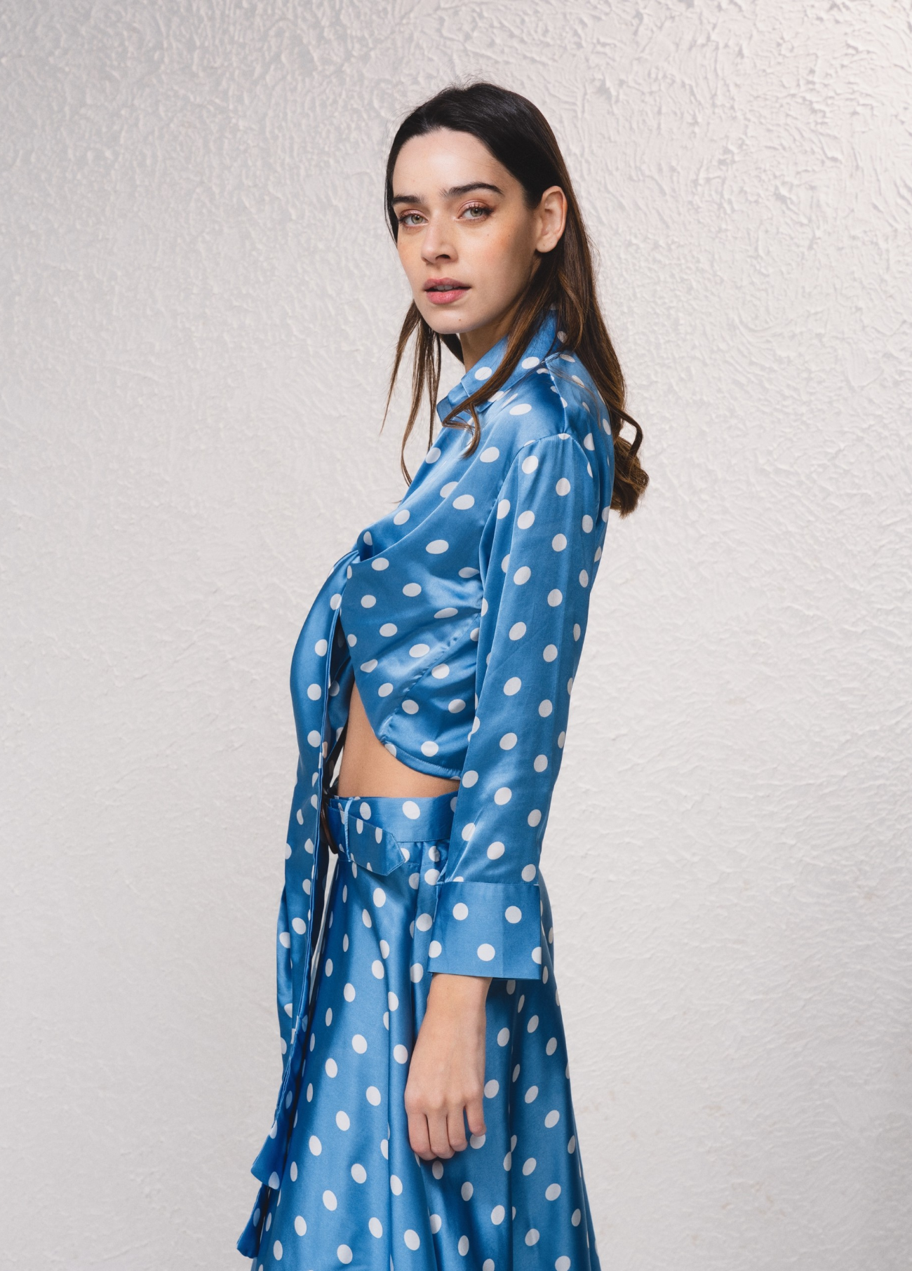 BLUSA ACETINADA COM ESTAMPADO DE BOLAS - SMF