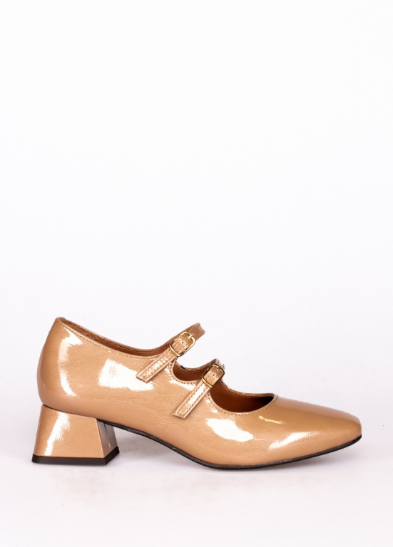 SAPATOS COM FIVELA DUPLA - TAPADAS