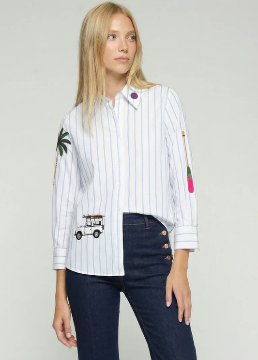 CAMISA BRANCA COM RISCAS AZUIS E BORDADOS SURF COM PALMEIRAS - VILAGALLO