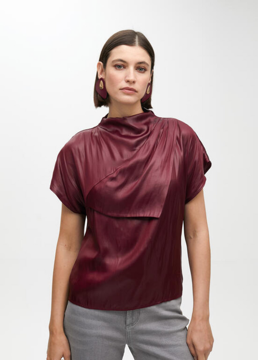 BLUSA ACETINADA COM DRAPEADO - LOLA CASADEMUNT