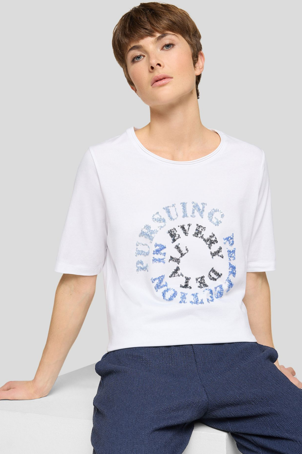 T-SHIRT EM ALGODÃO COM LANTEJOULAS AZUIS - RABE