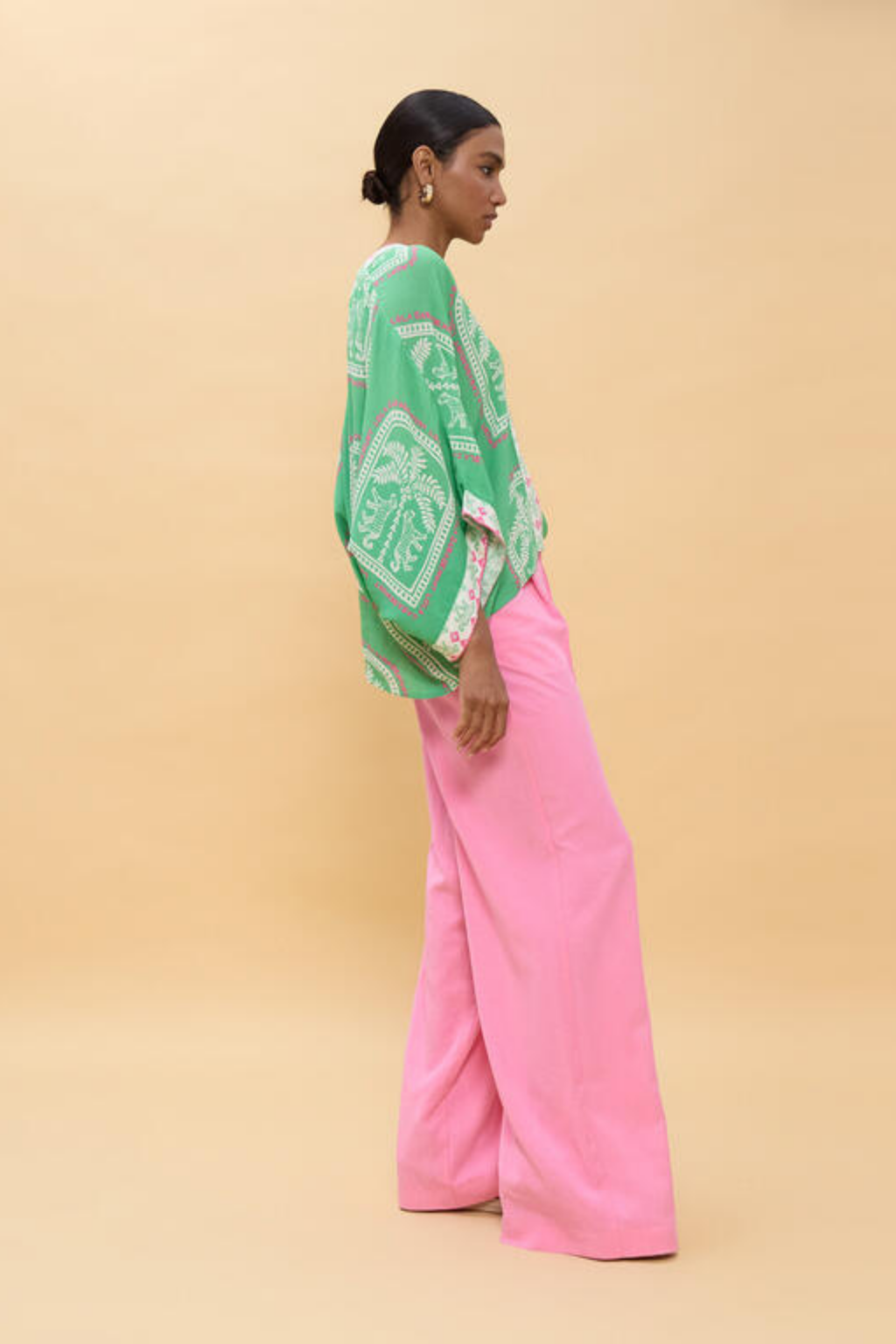 BLUSA ÉTNICA EM TONS DE VERDE- LOLA CASADEMUNT