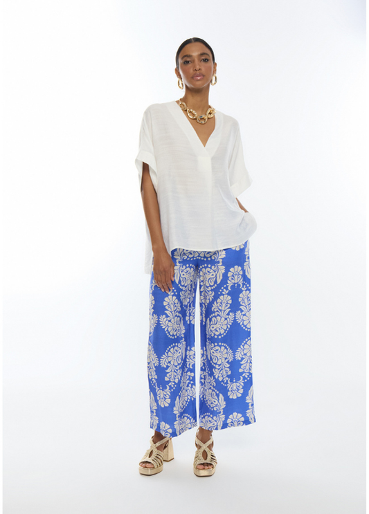 CALÇA TIPO CULOTE FLUIDO COM ESTAMPADO PAILSEY AZUL - LOLA CASADEMUNT