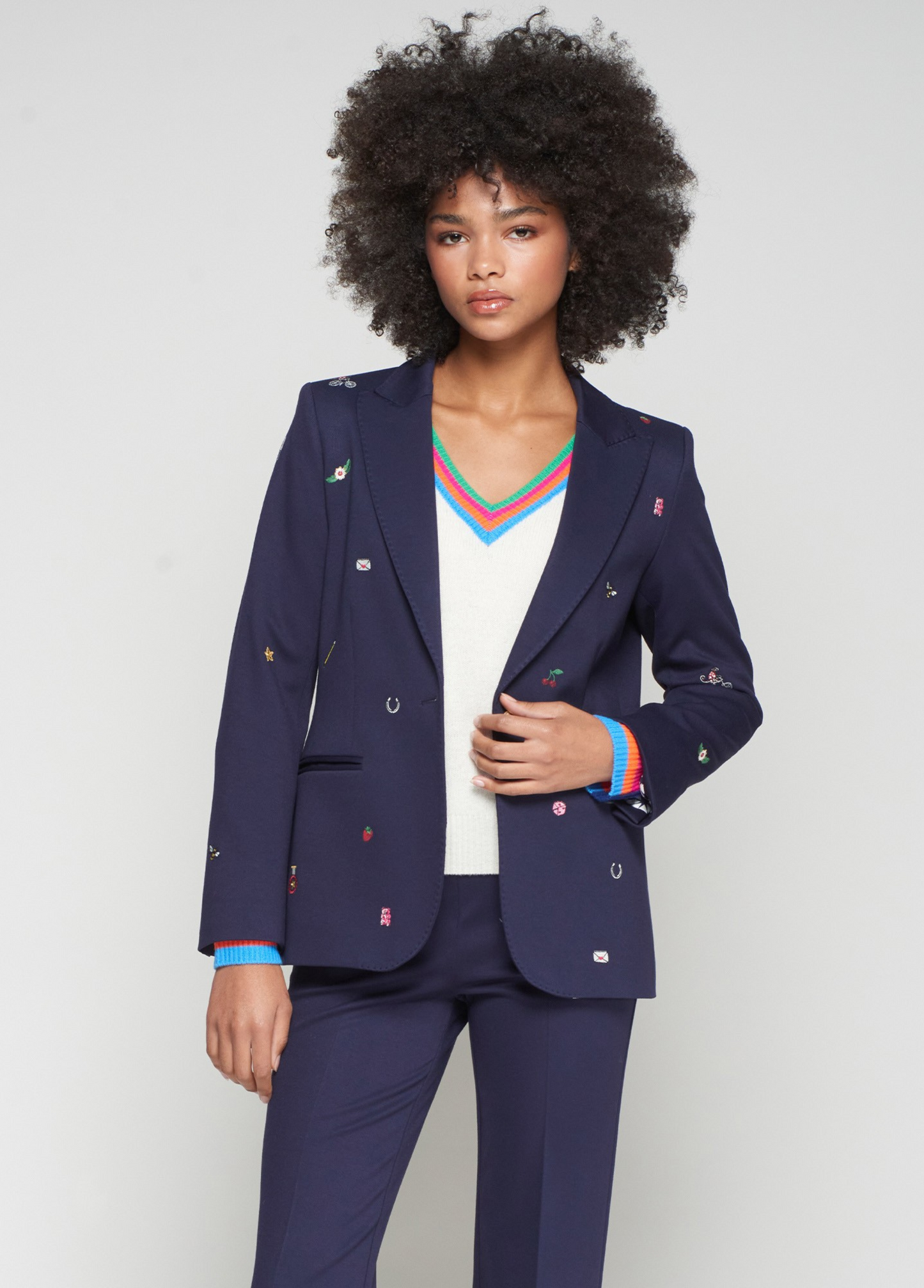 BLAZER AZUL MARINHO COM BORDADOS MULTICOLOR - VILAGALLO
