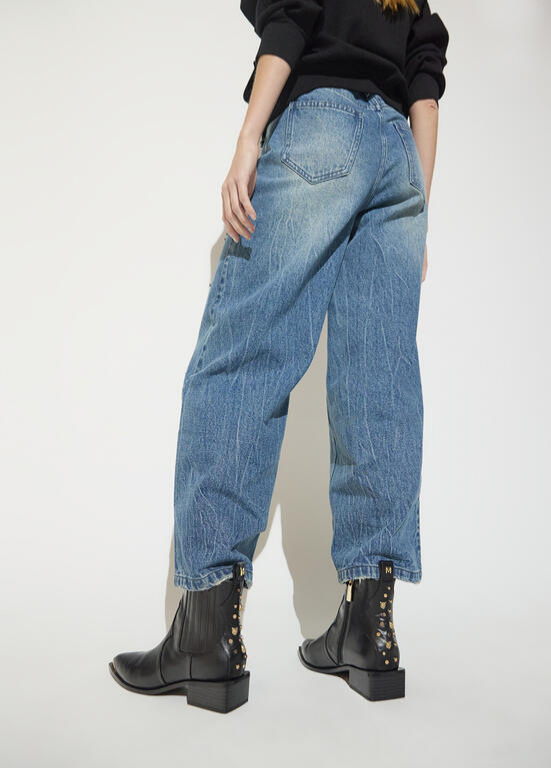 BOTINS PRETOS COM TACHAS DOURADAS MAITE - LOLA CASADEMUNT