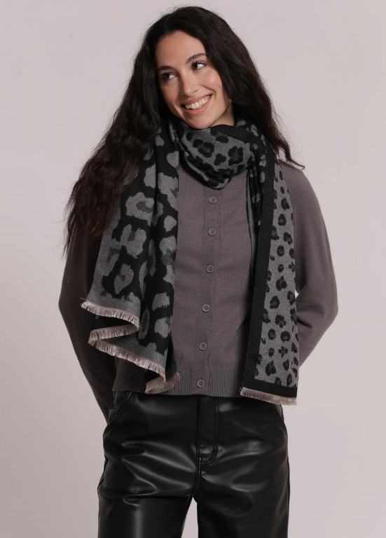 CACHECOL MACIO COM ANIMAL PRINT - MIMI MUA