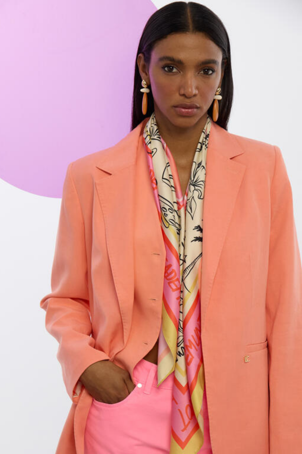 LENÇO DE SEDA CETINADA COM MOTIVOS ICÓNICOS LC - LOLA CASADEMUNT