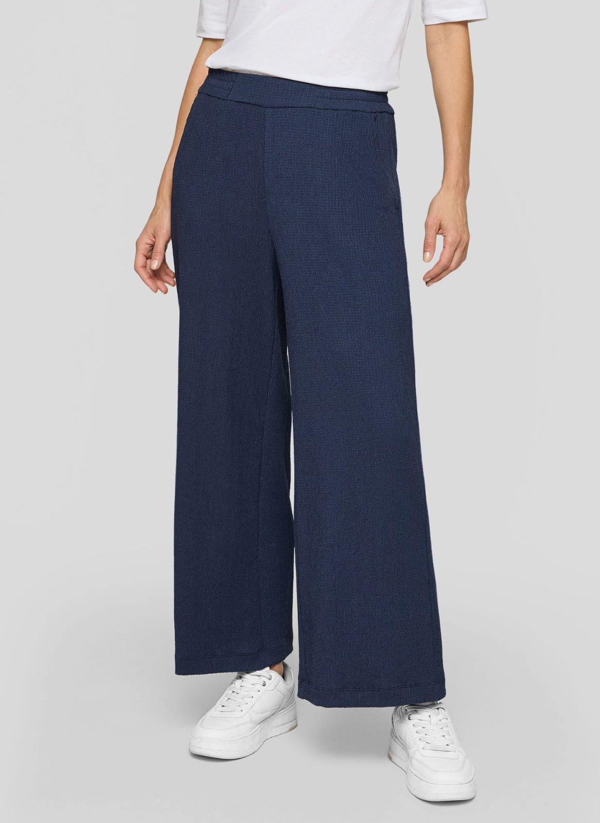 CALÇA AZUL MARINHO TIPO CREPE COM ELÁSTICO NA CINTURA - RABE