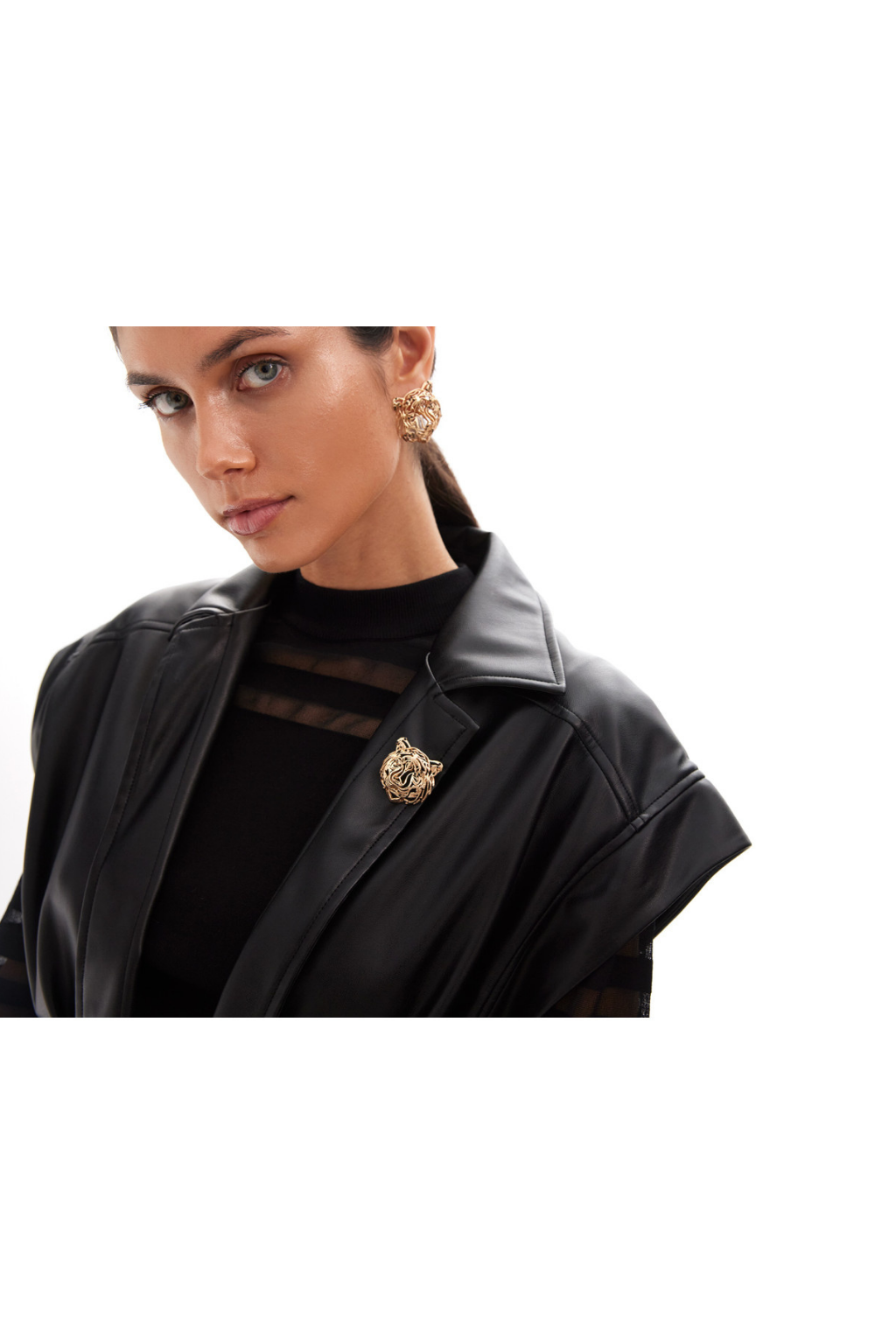 ALFINETE DOURADO COM CABEÇA DE TIGRA - LOLA CASADEMUNT