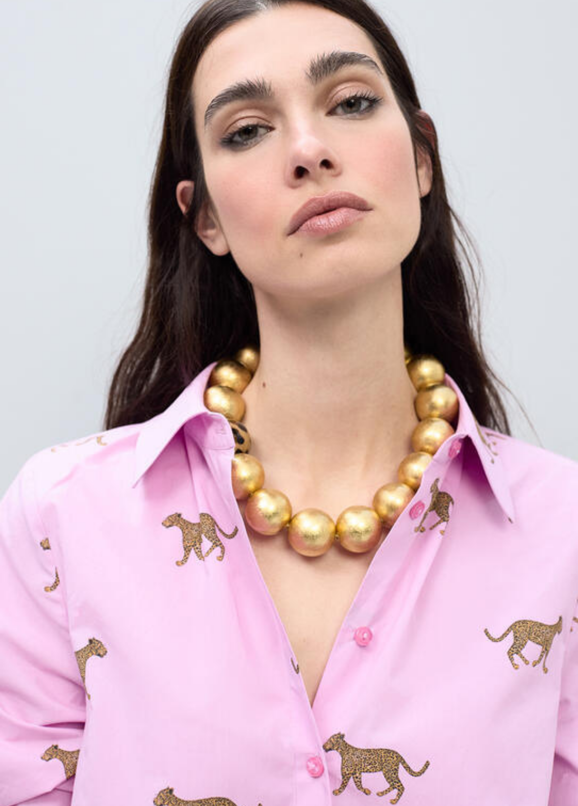 CAMISA ROSA DE POPELINA COM ESTAMPA LEOPARDO - LOLA CASADEMUNT