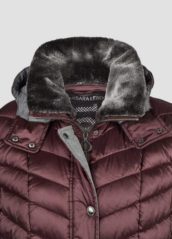 PARKA COMPRIDA ACOLCHOADA BORDEAUX COM CAPUZ E GOLA DE PÊLO - BARBARA LEBEK