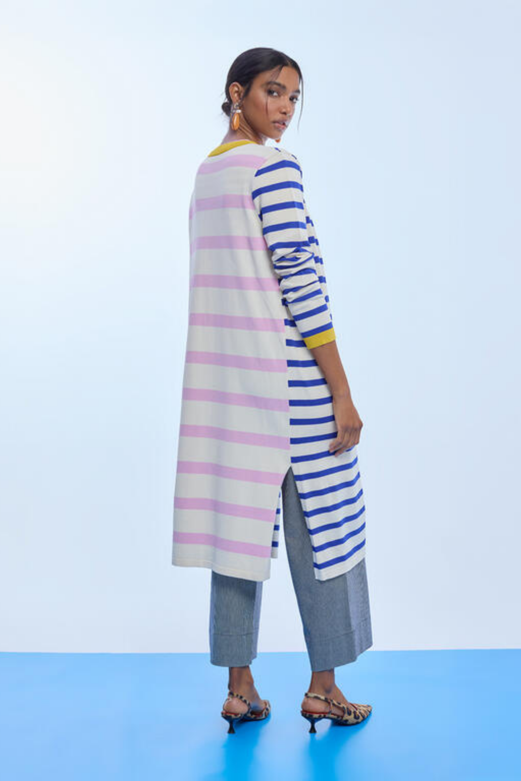 CARDIGAN LONGO RISCAS COLORIDAS - LOLA CASADEMUNT