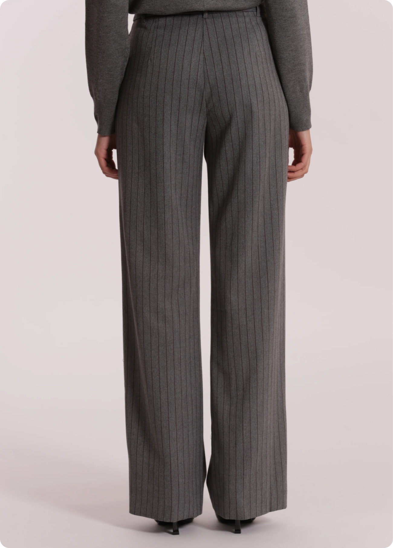 CALÇAS PALAZZO COM RISCA DIPLOMATA EM BORDEAUX - MIMI MUA