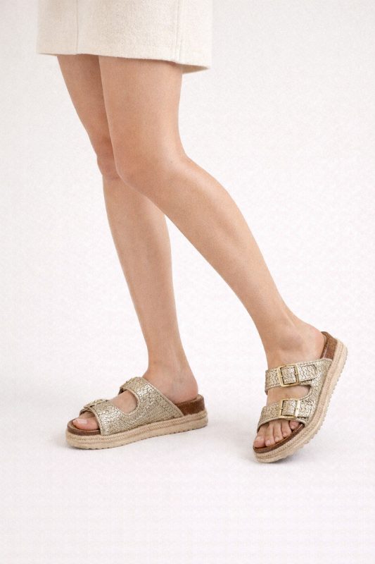 CHINELAS COM 2 TIRAS LARGAS ENTRANÇADAS DOURADAS - XTI shoes