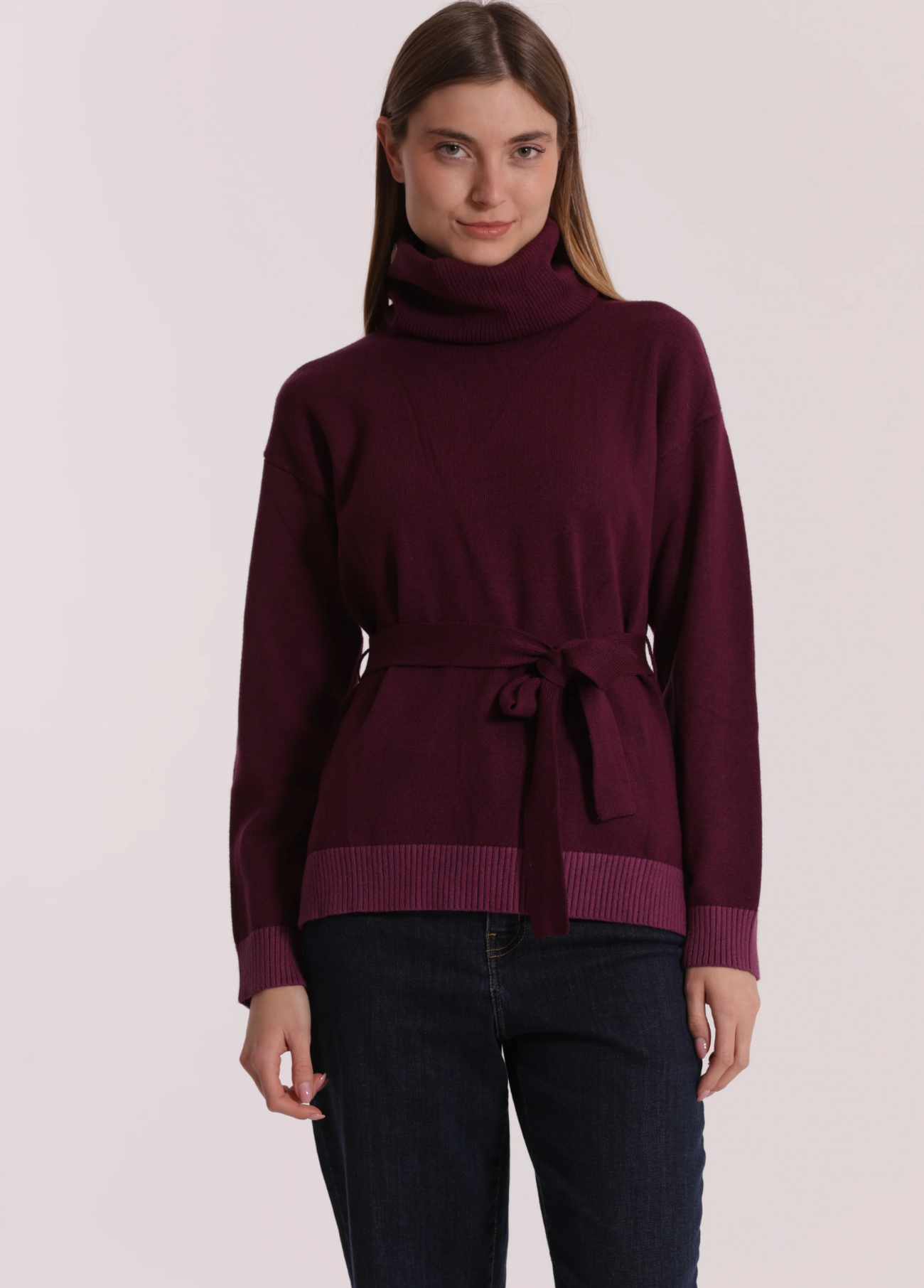 CAMISOLA DE MALHA COM GOLA REMOVIVEL E CINTO - MIMI MUA