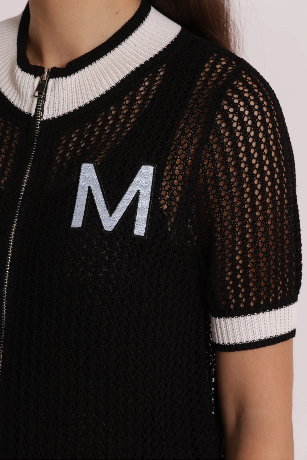 CASACO DE CROCHÊ COM FECHO - MIMI MUA