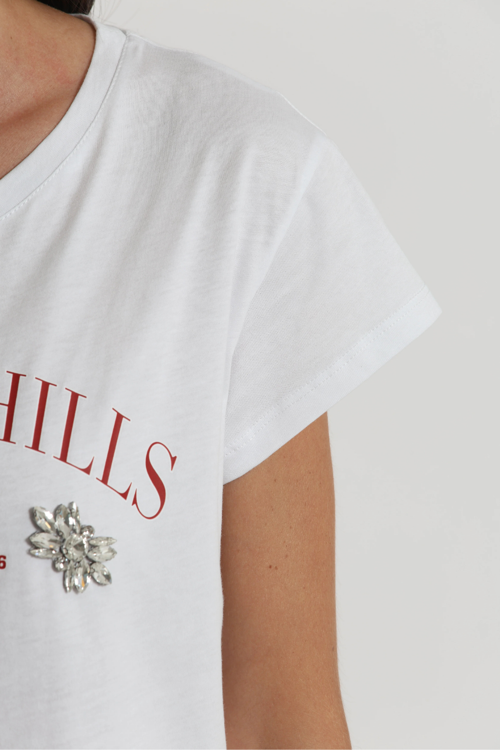 T-SHIRT " BEVERLY HILLS" COM DETALHES EM STRASS - MIMI MUA