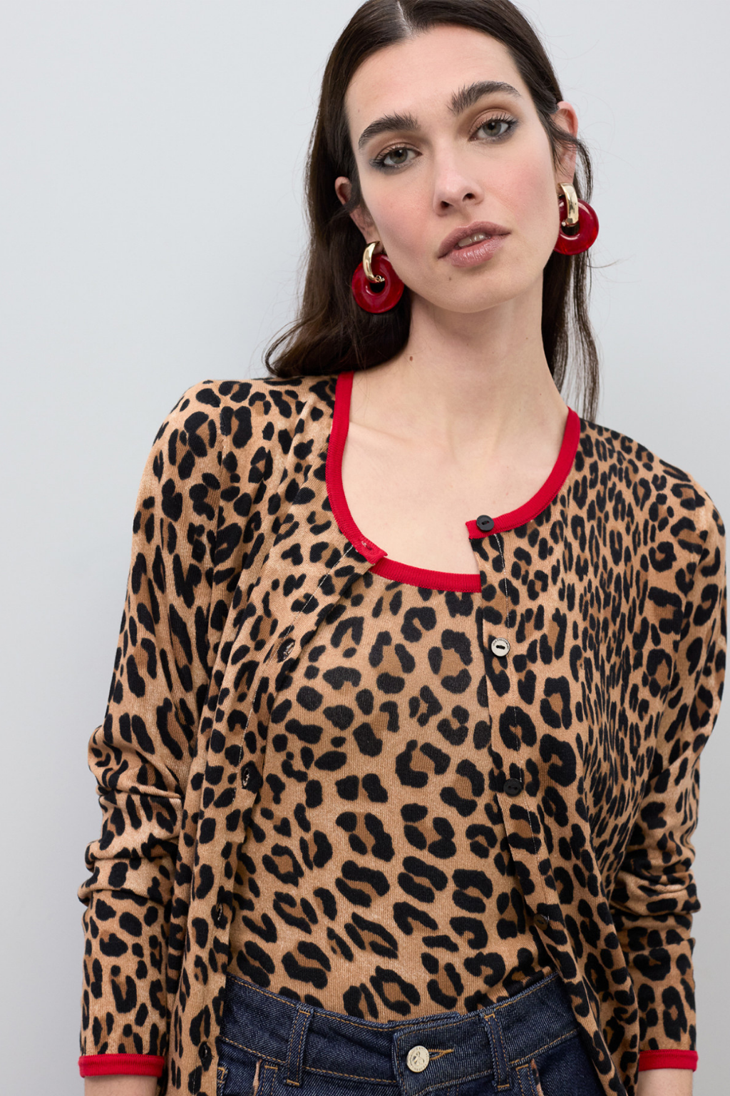 CARDIGAN ANIMAL PRINT COM CONTRASTE VERMELHO - LOLA CASADEMUNT