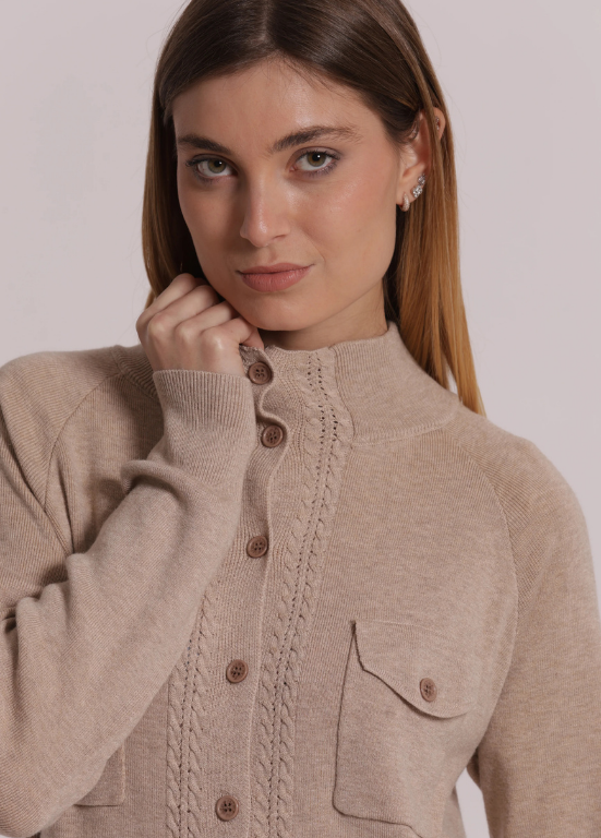 CARDIGAN DE MALHA COM BOTÕES E TORCIDOS - MIMI MUA