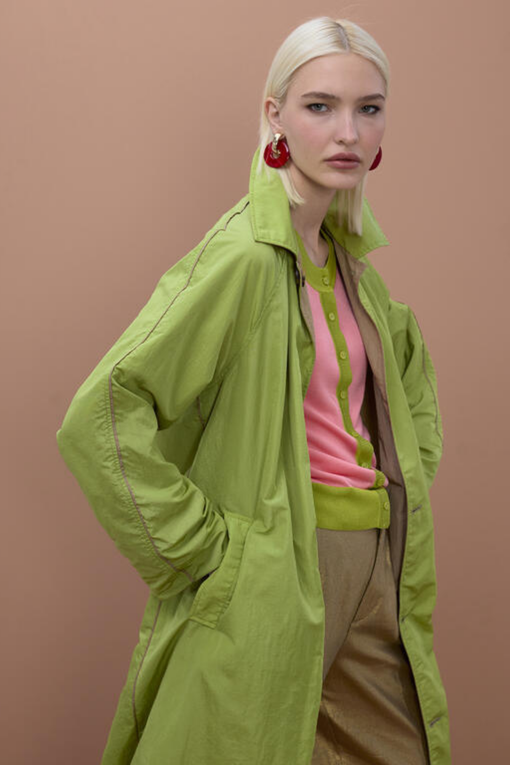 TRENCH REVERSÍVEL BEGE E VERDE - LOLA CASADEMUNT BY MAITE