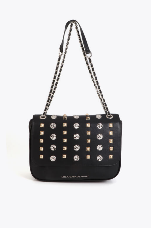 BOLSA TIRACOLO COM ABA E TACHAS DOURADAS E PRATEADAS - LOLA CASADEMUNT