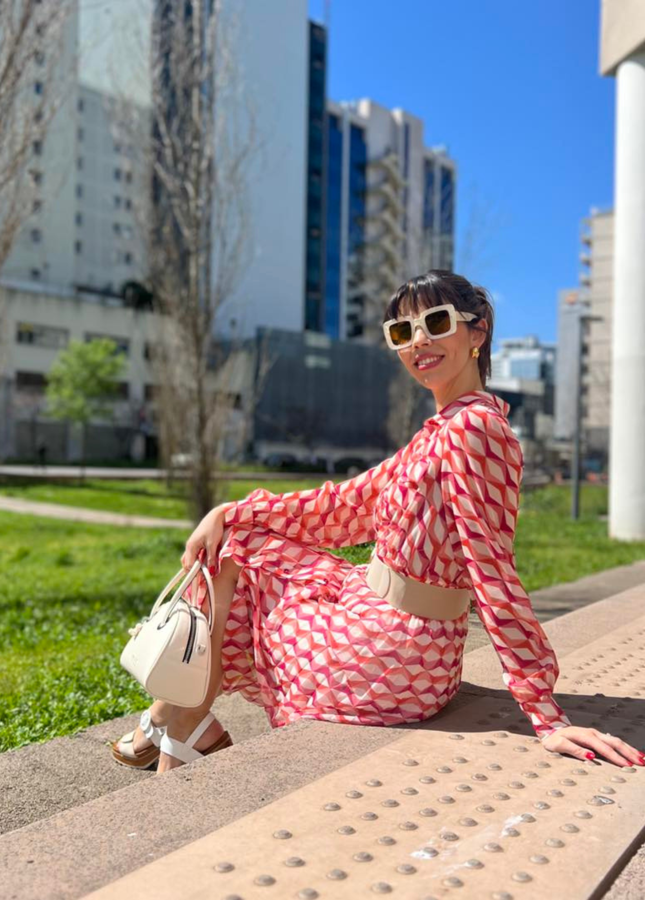 VESTIDO TIPO CAMISEIRO GEOMÉTRICO - MIMI MUA