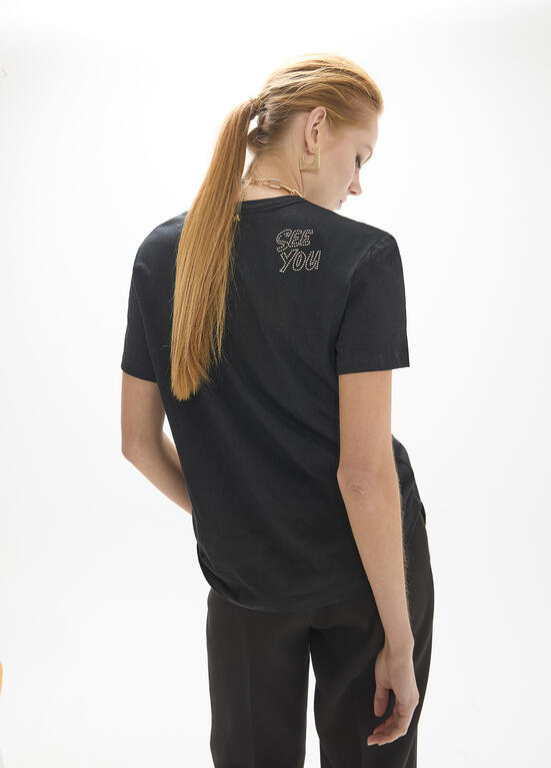 T-SHIRT PRETA COM STRASS MAITE - LOLA CASADEMUNT
