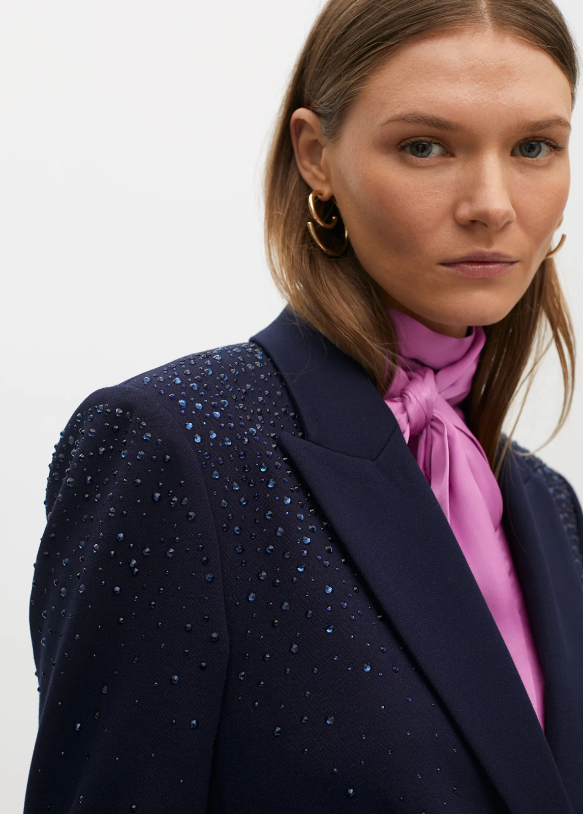 BLAZER AZUL ESCURO COM STRASS NOS OMBROS - LOLA CASADEMUNT