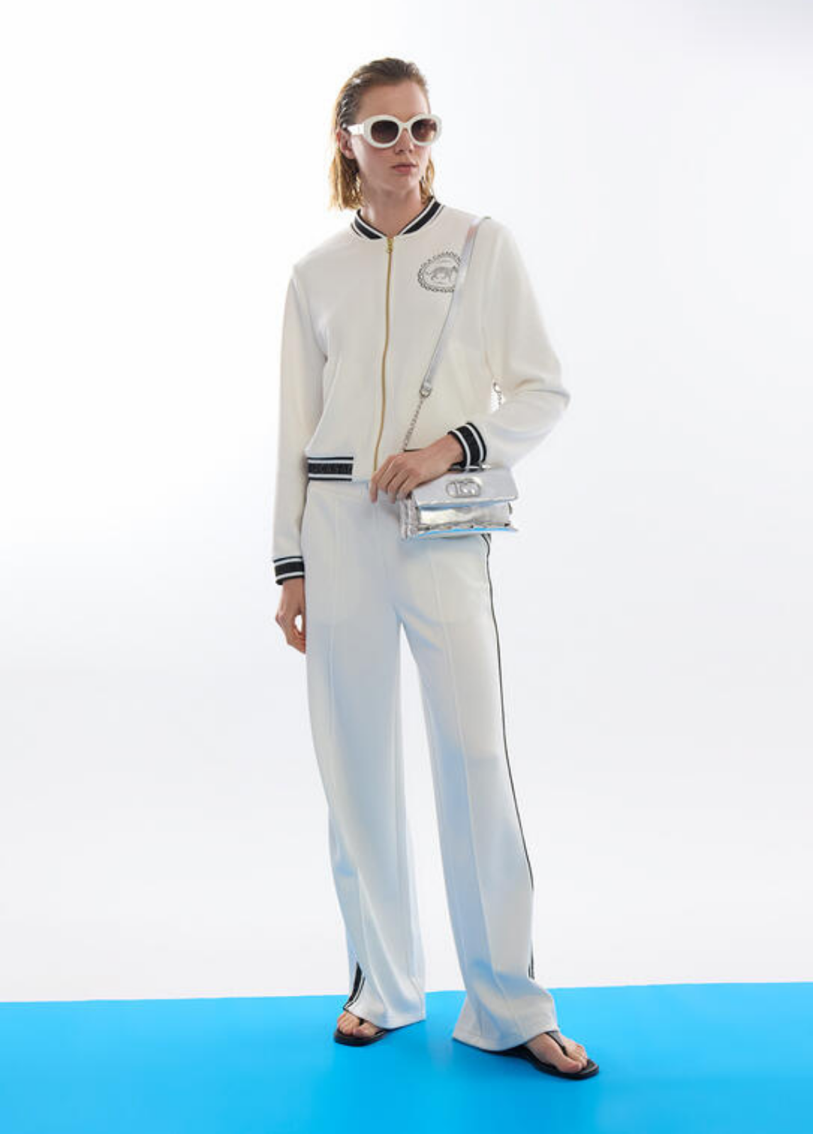 BOMBER DE TECIDO SCUBA COM FITA CONTRASTANTE - LOLA CASADEMUNT