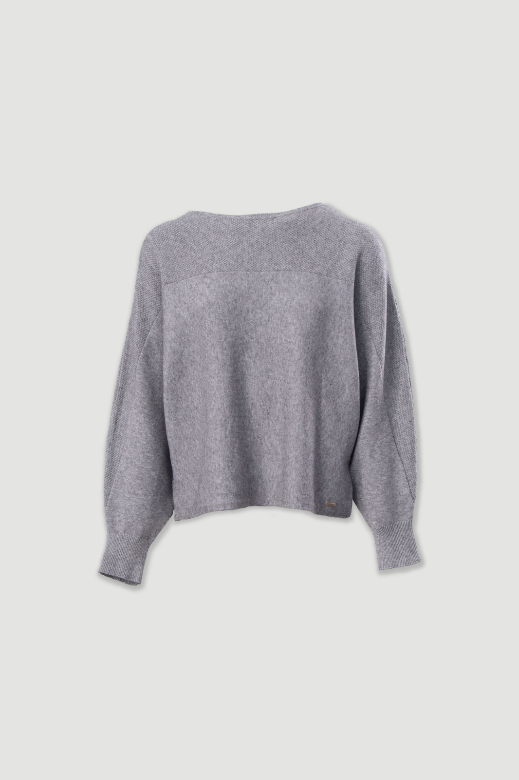 CAMISOLA DE MALHA COM CORTE RETO E MANGAS LARGAS - FERRACHE