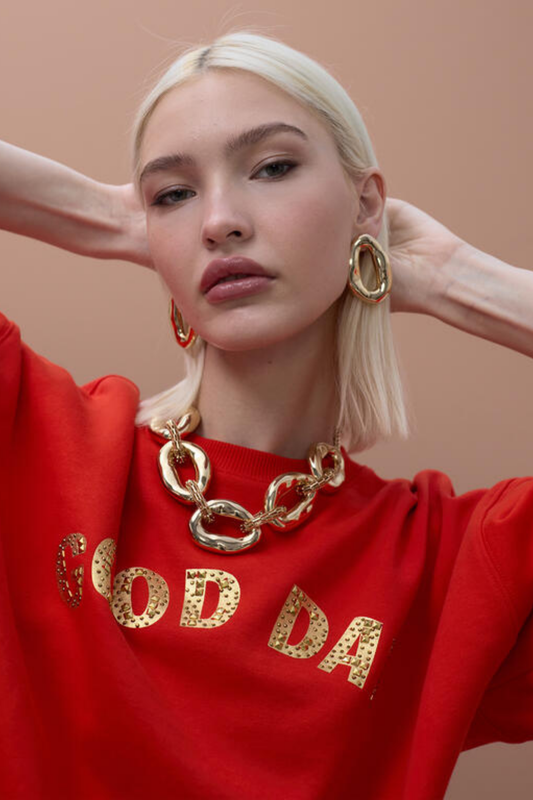 SWEATSHIRT VERMELHA GOOD DAY - LOLA CASADEMUNT