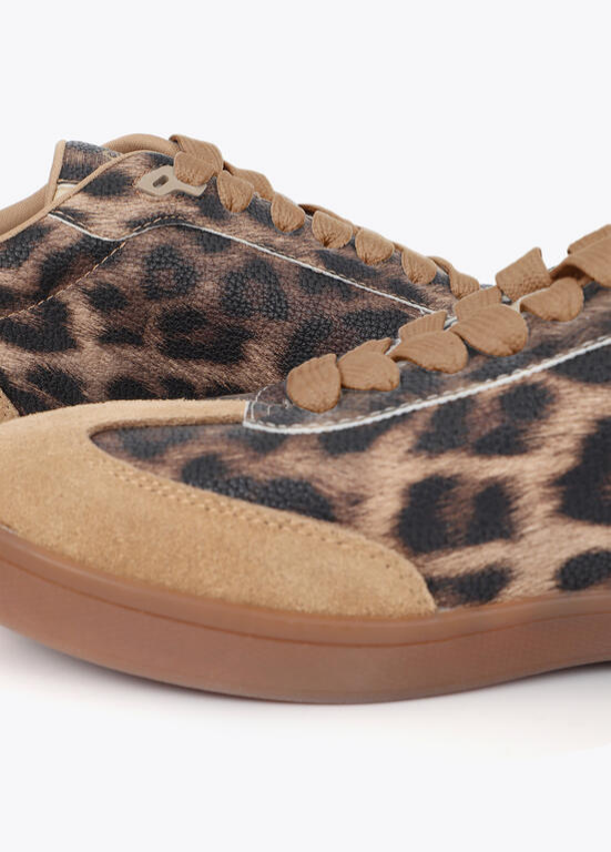 TÉNIS CASTANHOS COM LEOPARDO E DOURADO LC - LOLA CASADEMUNT