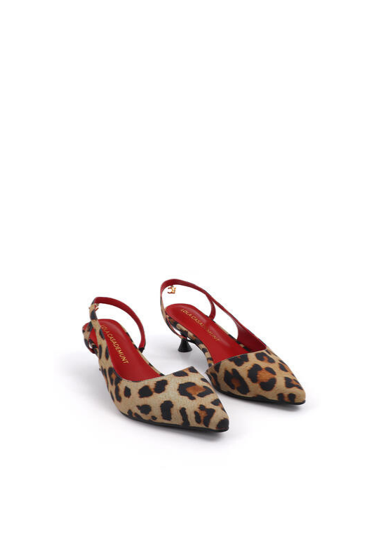 SAPATO DE SALTO BAIXO COM ESTAMPADO LEOPARDO - LOLA CASADEMUNT