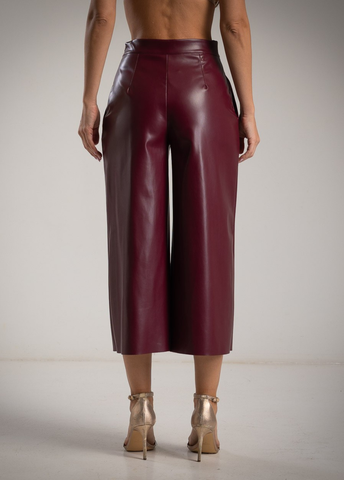 CULOTES LARGAS EM ECOPELE - ALBANOS