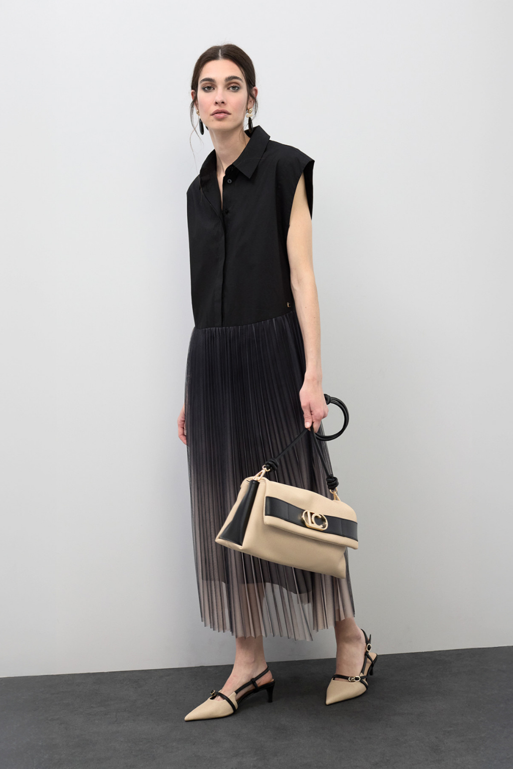 VESTIDO GOLA DE CAMISA COM SAIA PLISSADA DE TULE - LOLA CASADEMUNT