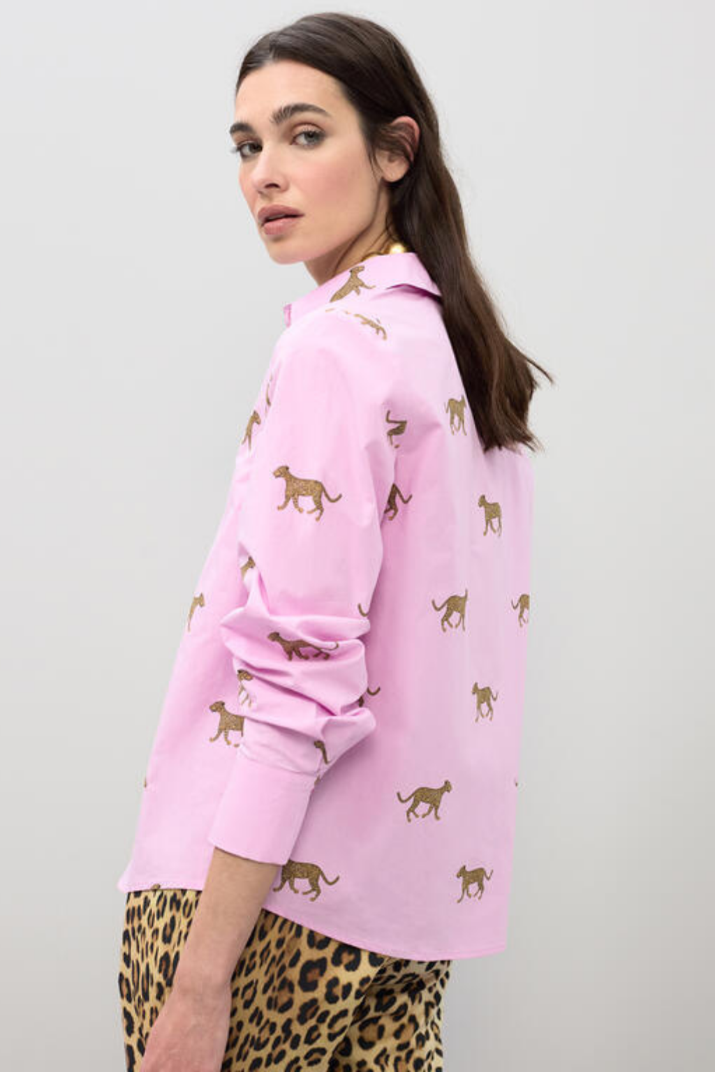 CAMISA ROSA COM LEOPARDOS - LOLA CASADEMUNT