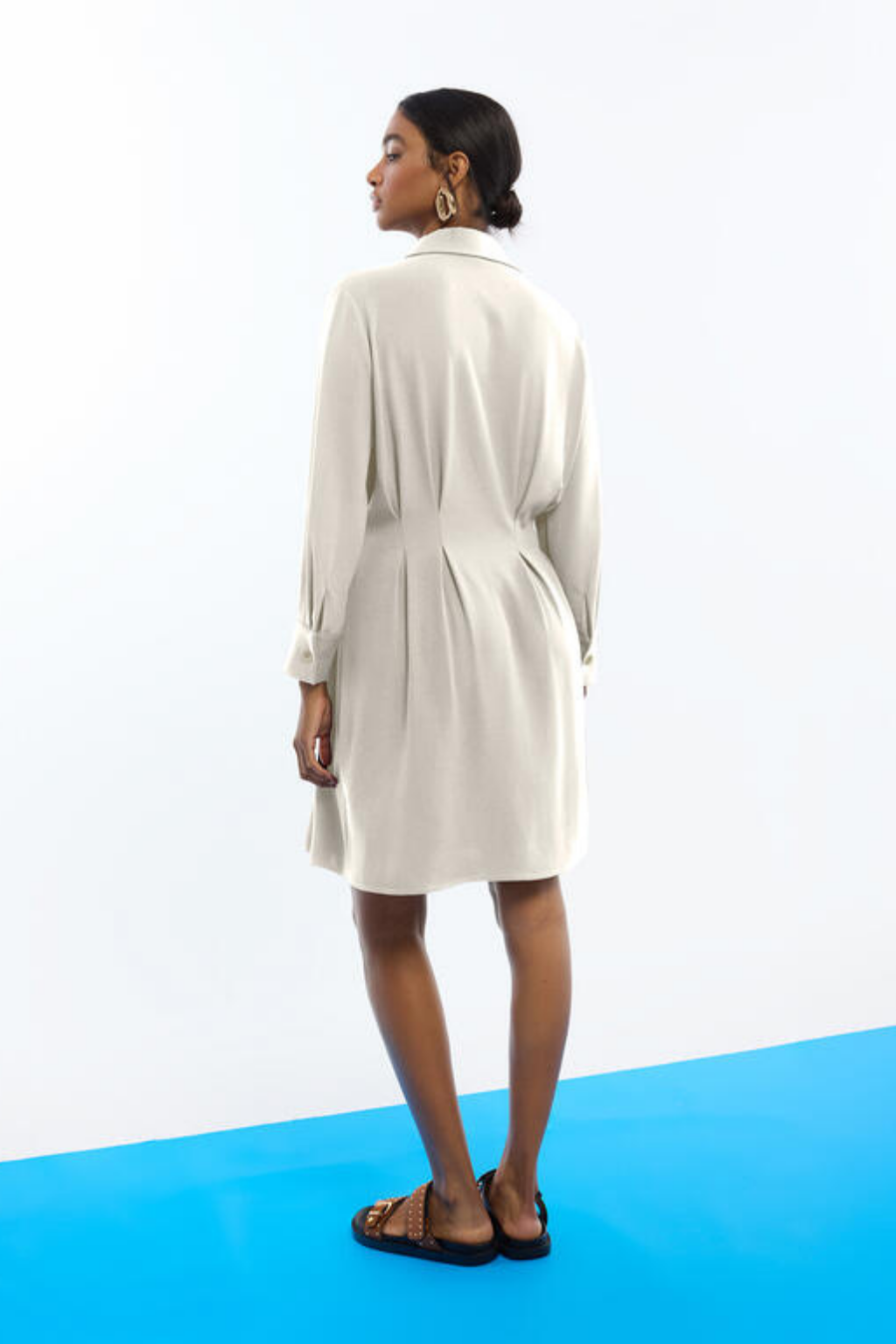 VESTIDO CAMISEIRO FLUIDO COM CINTO AJUSTÁVEL - LOLA CASADEMUNT