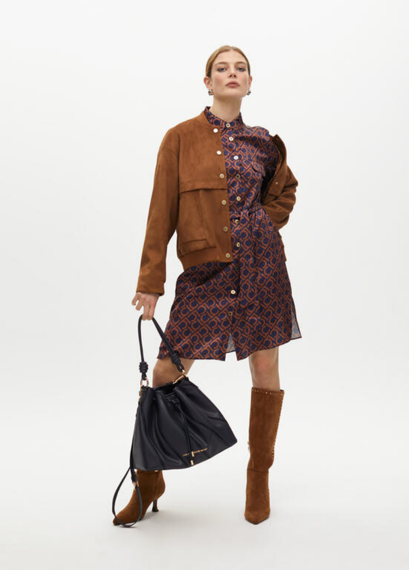 VESTIDO CURTO ACETINADO ESTAMPADO COM CINTO - LOLA CASADEMUNT