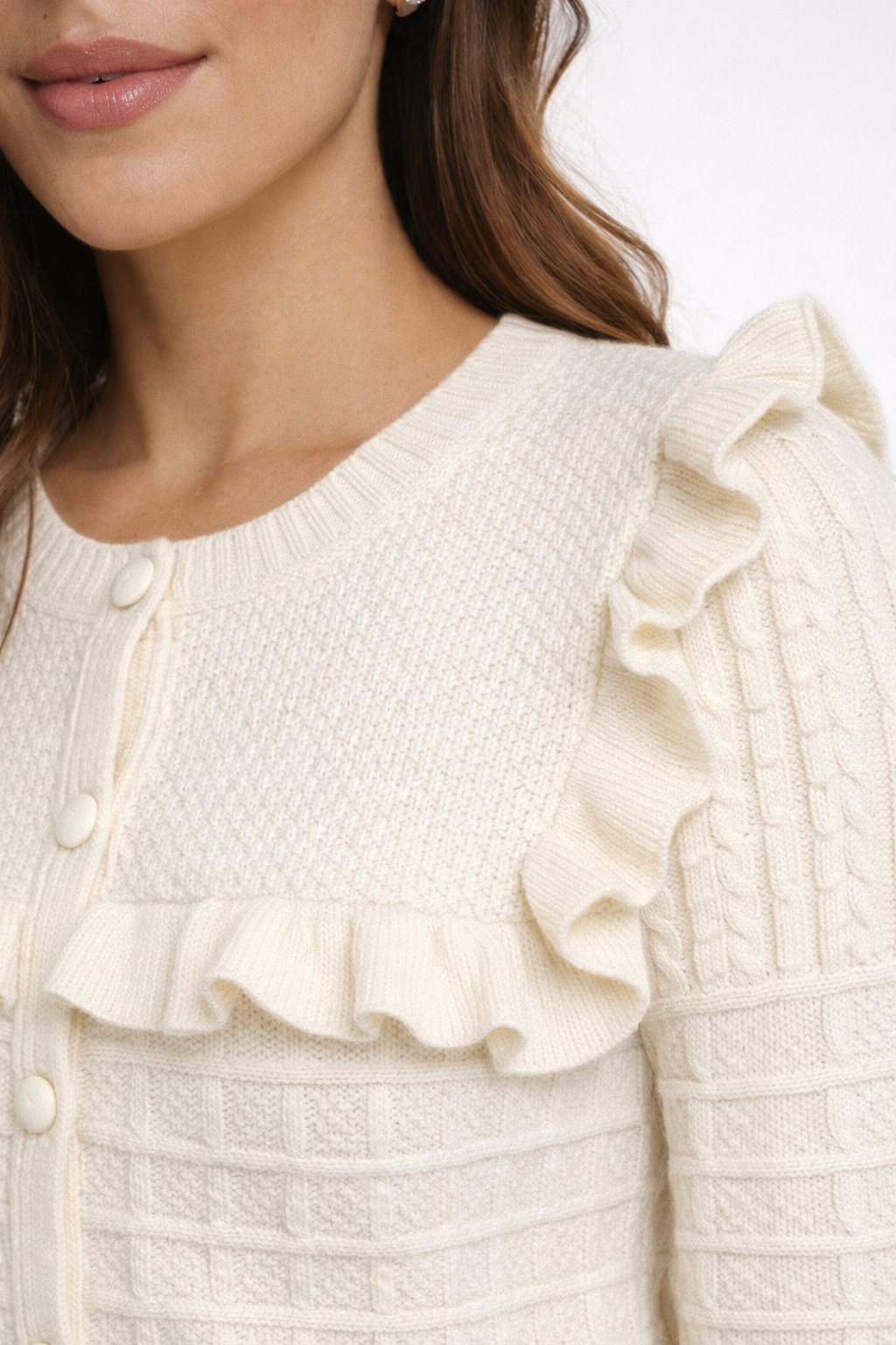 CASACO DE MALHA COM FOLHO NA MANGA - ALIBY