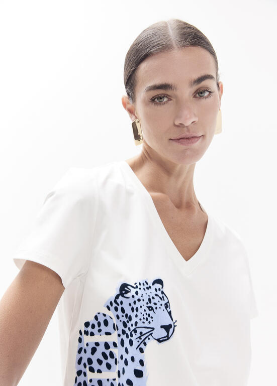 T-SHIRT BRANCA COM LEOPARDO AZUL - LOLA CASADEMUNT