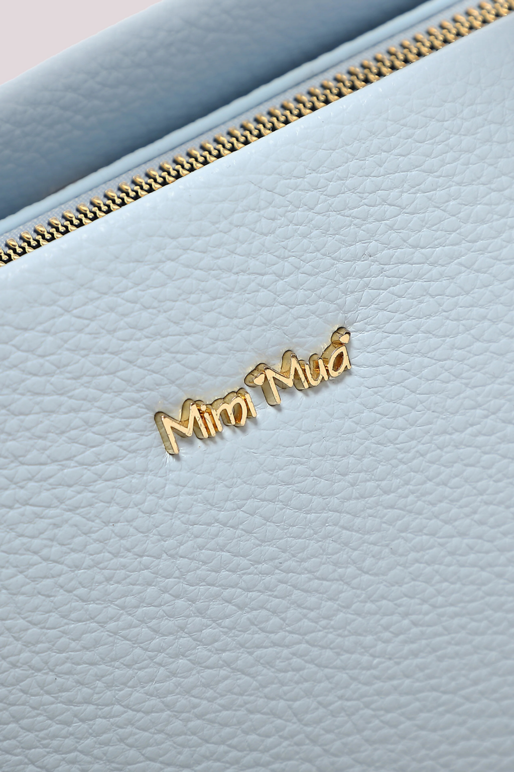 MALA COM NÓ NAS ALÇAS - MIMI MUA