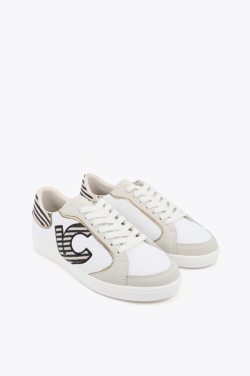 TÊNIS COM LOGOEM TECIDOS COMBINADOS E DETALHES EM COURO - LOLA CASADEMUNT