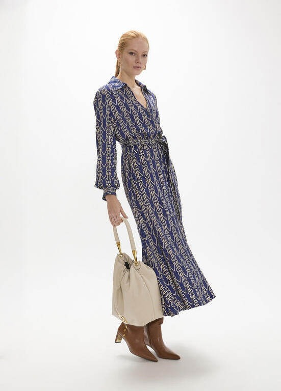 VESTIDO EM VISCOSE AZUL ESTAMPADO GEOMÁTRICO - LOLA CASADEMUNT