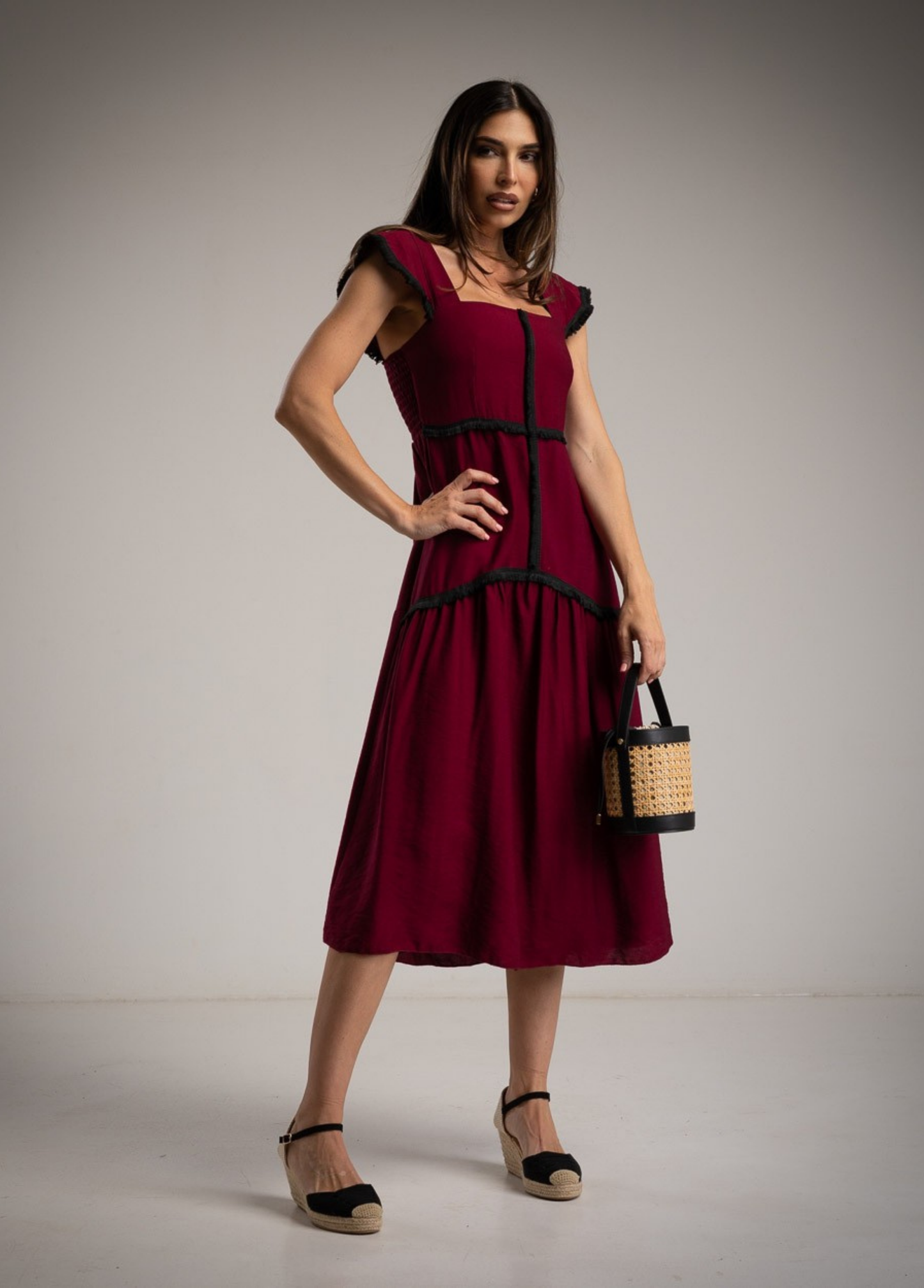 VESTIDO MIDI COM FRANJINHAS - ALIBY