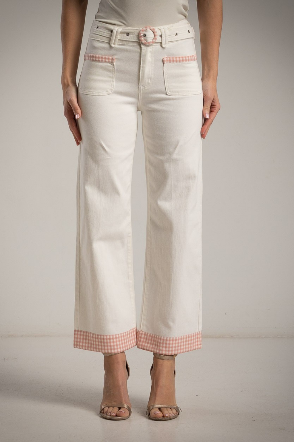 CALÇAS DE GANGA COM PORMENOR DE BAINHA EM QUADRADOS - ALBANO'S